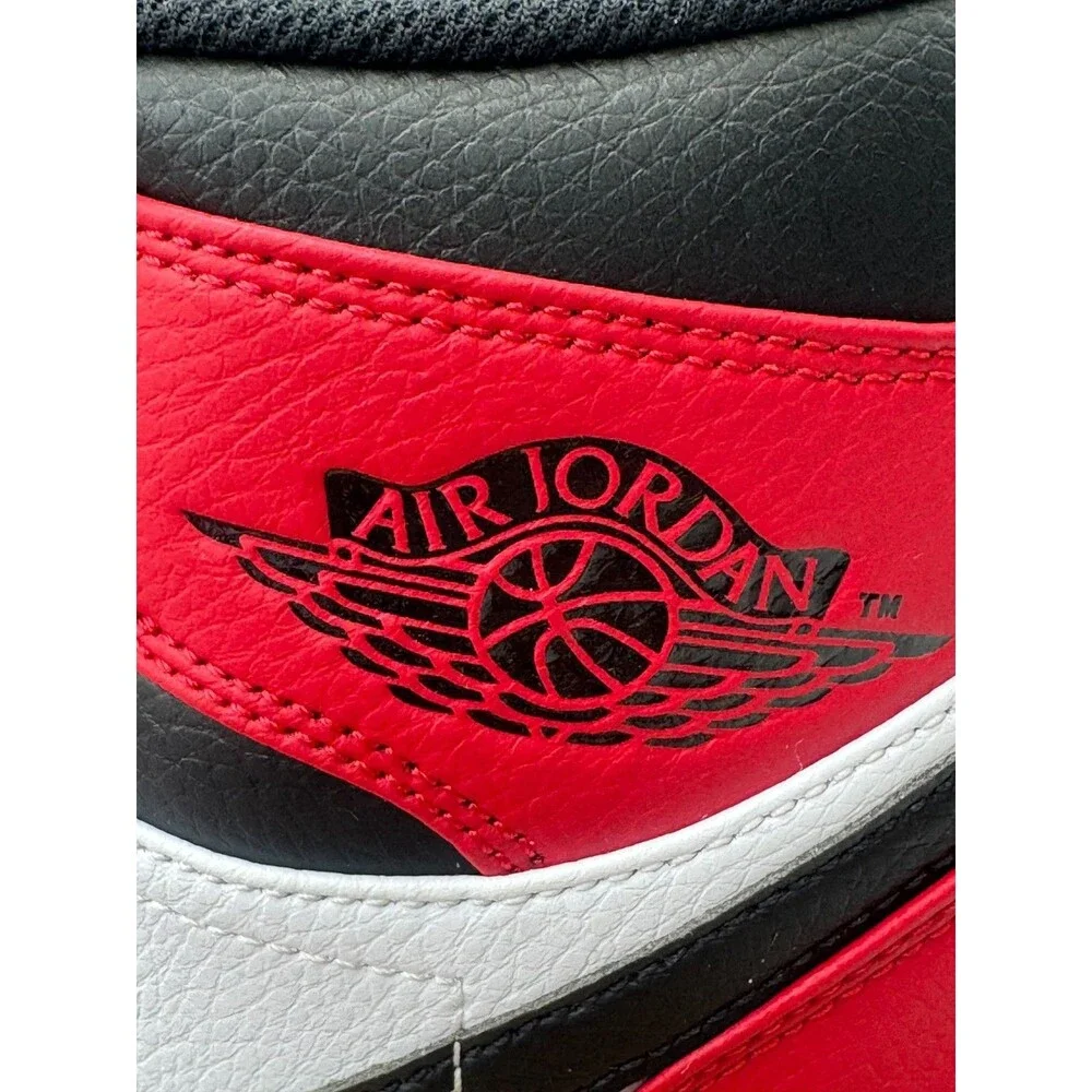 NIKE Air Jordan 1 Retro MCS Chicago Baseball Cleats Men's Size 13 AV5354-611